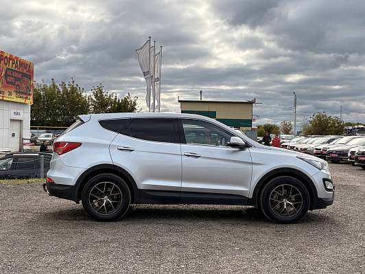 Hyundai Santa Fe Comfort, 2015 года, пробег 172012 км