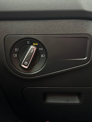 Volkswagen Tiguan CONNECT, 2019 года, пробег 68561 км
