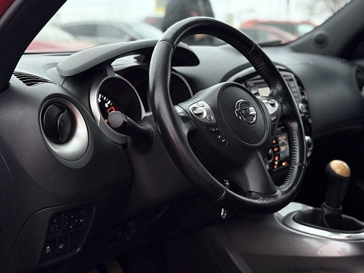 Nissan Juke SV2, 2014 года, пробег 222670 км