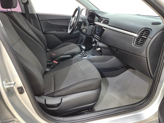 Kia Rio Luxe RED Line, 2019 года, пробег 154459 км