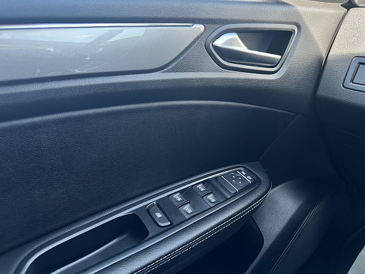 Renault Arkana Drive, 2021 года, пробег 75000 км