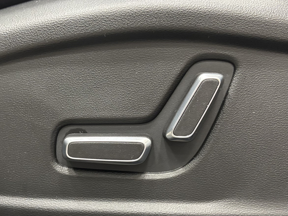 Geely Atlas Luxury, белый