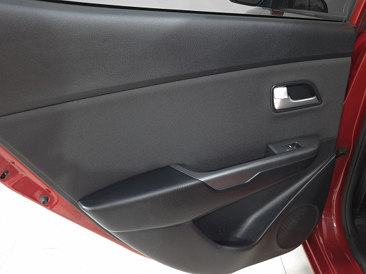 Kia Rio Luxe, 2016 года, пробег 132570 км