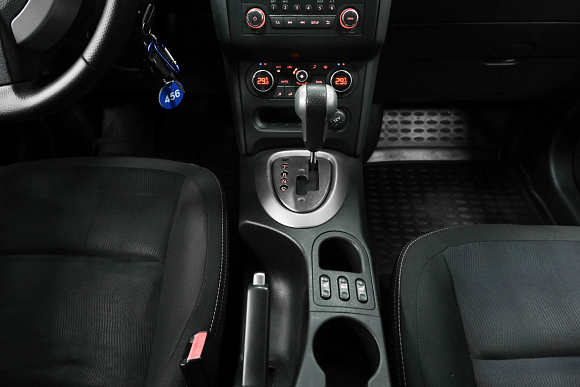 Nissan Qashqai SE, 2011 года, пробег 175000 км