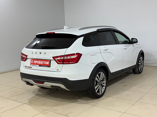 Lada (ВАЗ) Vesta Luxe Multimedia, 2022 года, пробег 37565 км