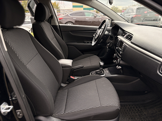 Kia Rio Luxe, 2018 года, пробег 131747 км