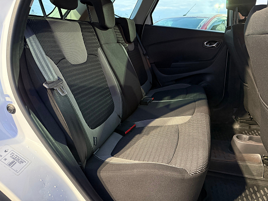 Renault Kaptur Style, 2017 года, пробег 124420 км