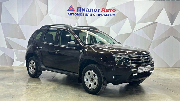 Renault Duster, 2015 года, пробег 201500 км