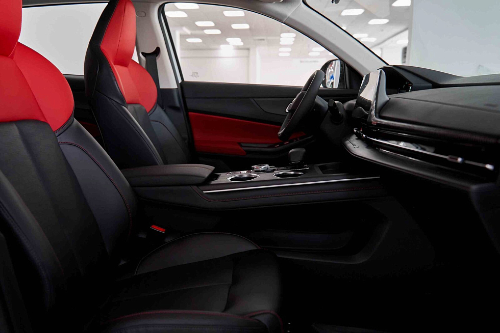 Changan UNI-S (CS55 Plus) Comfort, белый