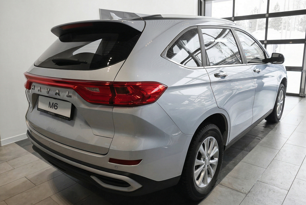 Haval M6 Оптимум, серебряный