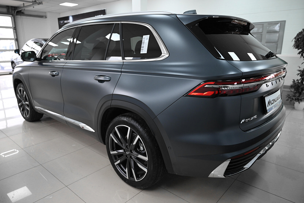 Geely Monjaro Люкс (2023-2025), серый