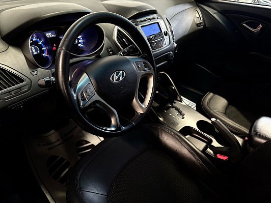 Hyundai ix35 Comfort + Navi, 2012 года, пробег 211800 км