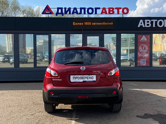 Nissan Qashqai SE, 2012 года, пробег 240000 км