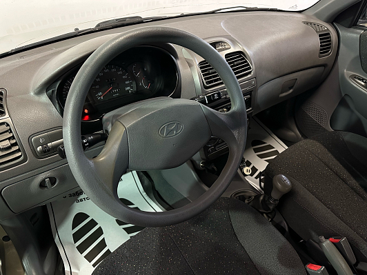 Hyundai Accent, 2011 года, пробег 145500 км