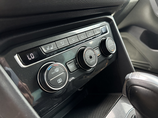 Volkswagen Tiguan Comfortline, 2017 года, пробег 128101 км