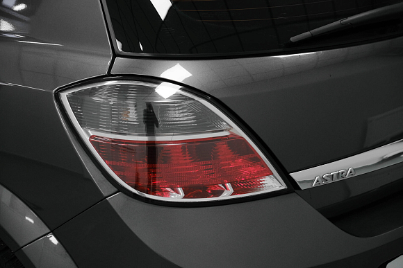 Opel Astra, 2011 года, пробег 120000 км