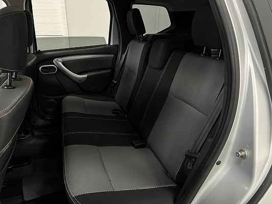 Renault Duster Privilege, 2012 года, пробег 216000 км