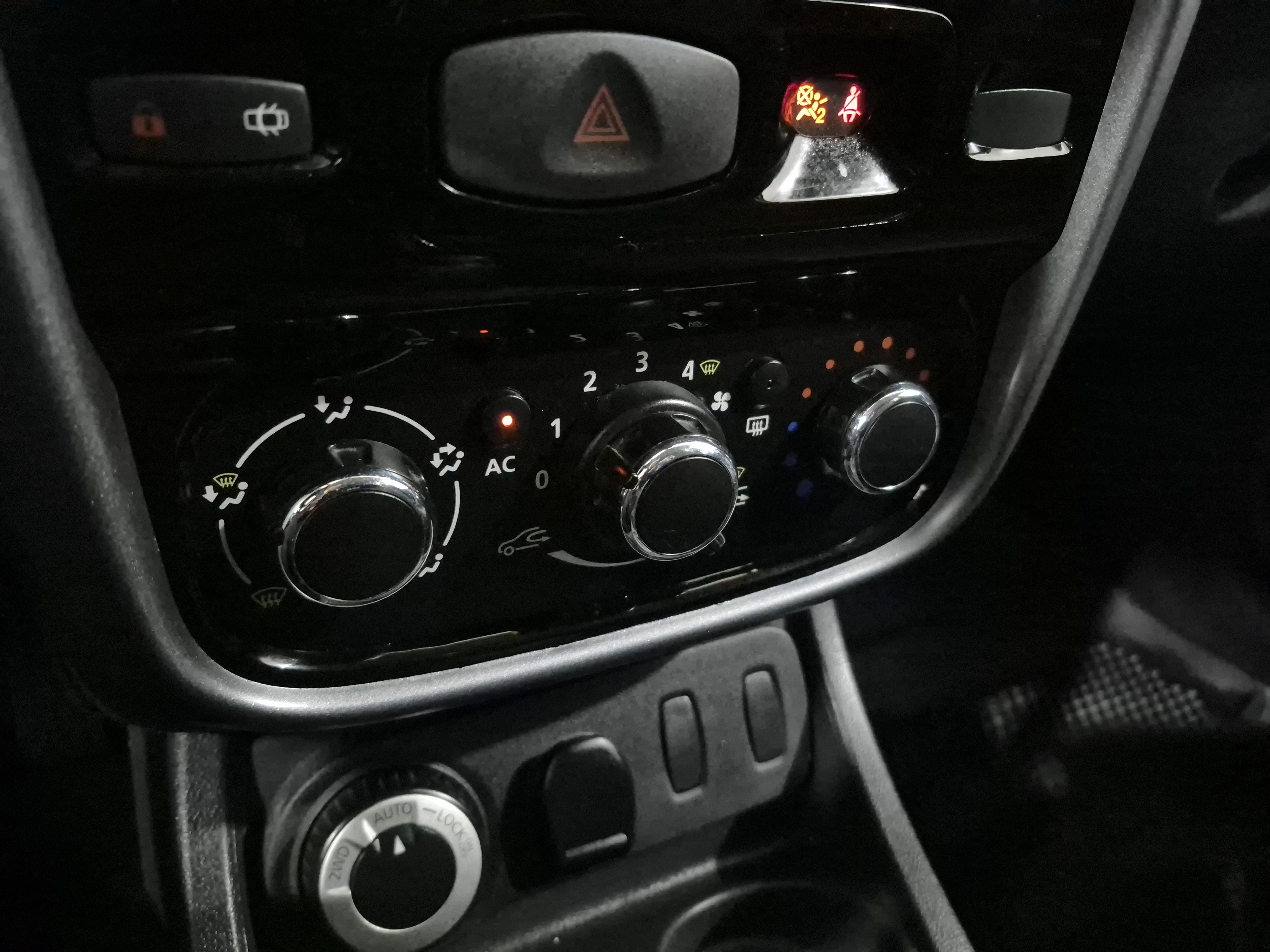 Renault Duster Expression, 2013 года, пробег 203203 км