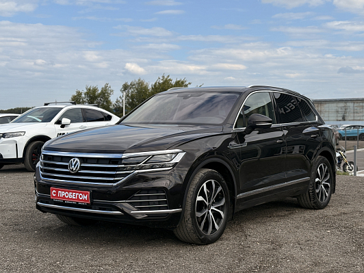 Volkswagen Touareg Exclusive, 2019 года, пробег 106856 км