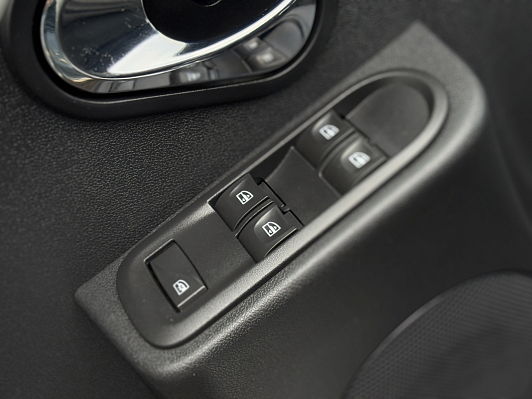 Nissan Terrano Elegance, 2017 года, пробег 71372 км