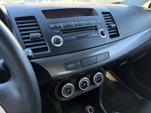 Mitsubishi Lancer, 2007 года, пробег 275183 км