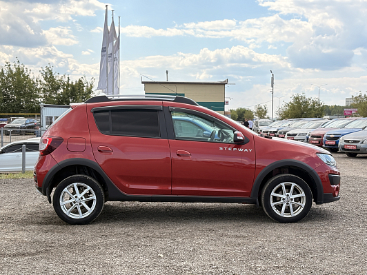 Renault Sandero Confort, 2017 года, пробег 82100 км