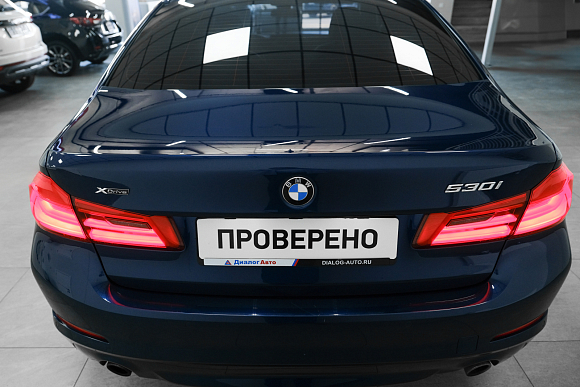 BMW 5 серии 530i xDrive Luxury, 2017 года, пробег 235000 км