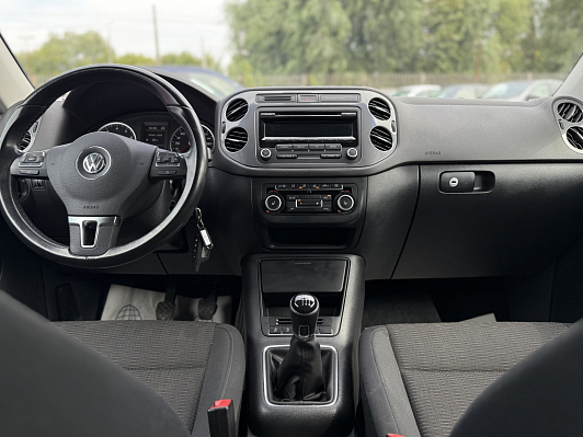 Volkswagen Tiguan Trend&Fun, 2013 года, пробег 136000 км