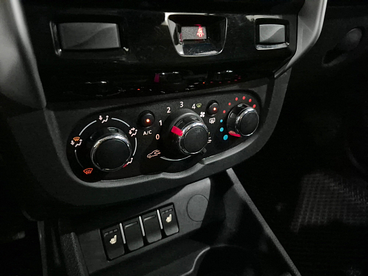 Lada (ВАЗ) Largus Luxe 5 мест, 2022 года, пробег 76800 км