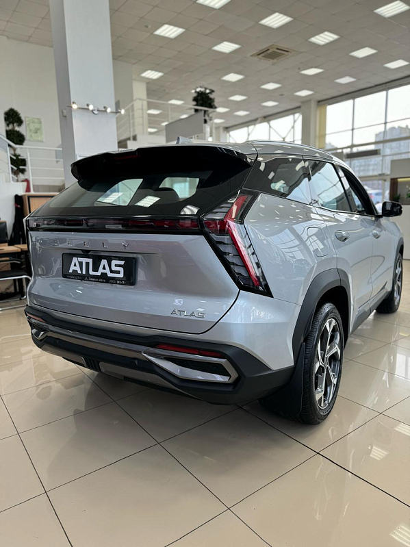 Geely Atlas Люкс, серебряный