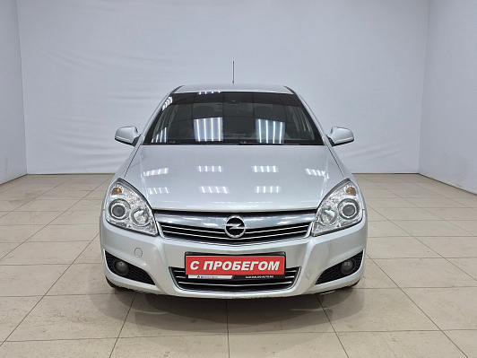 Opel Astra Enjoy, 2011 года, пробег 204701 км