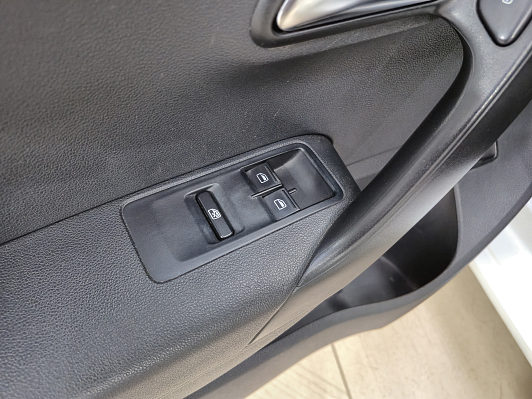 Volkswagen Polo Highline 15-18, 2015 года, пробег 159722 км