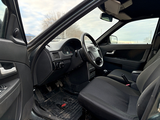 Lada (ВАЗ) Priora, 2011 года, пробег 221141 км