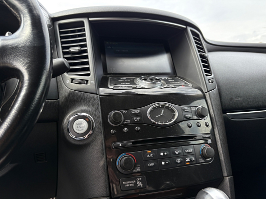 Infiniti FX Premium, 2011 года, пробег 169548 км