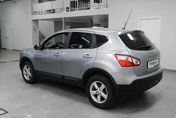 Nissan Qashqai SE, 2011 года, пробег 175000 км