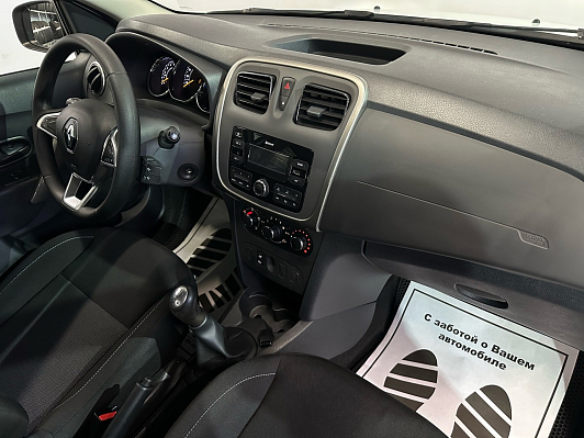 Renault Sandero Stepway Life, 2020 года, пробег 12500 км