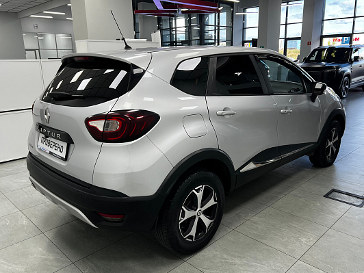 Renault Kaptur Drive, 2019 года, пробег 79000 км