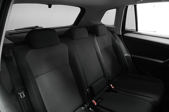 Volkswagen Tiguan Trendline, 2019 года, пробег 120000 км