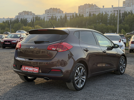 Kia Ceed Luxe, 2013 года, пробег 175000 км