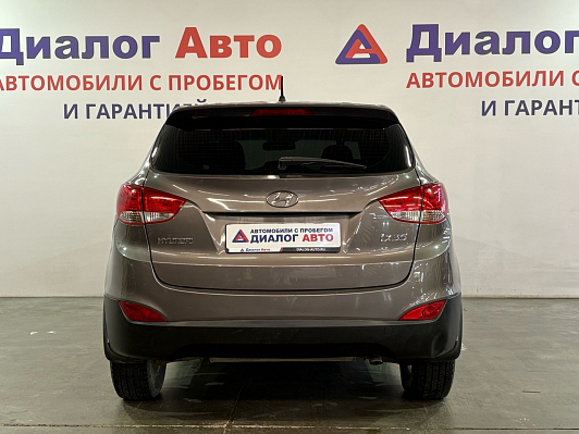 Hyundai ix35 Comfort + Navi, 2012 года, пробег 211800 км