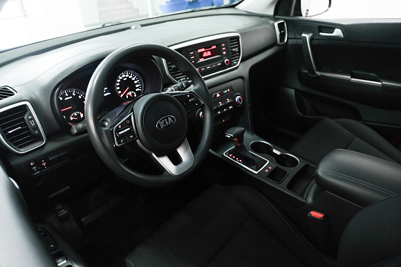 Kia Sportage, 2021 года, пробег 49950 км