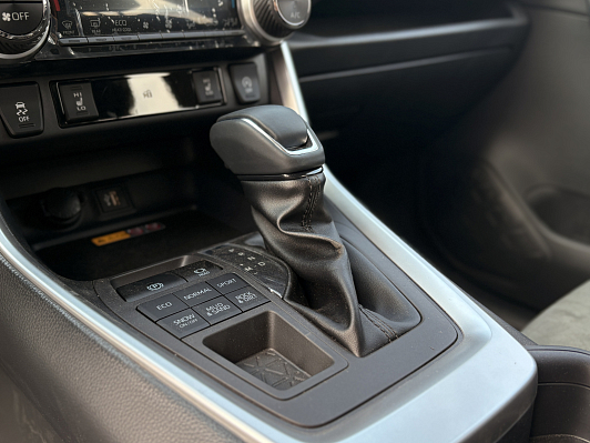 Toyota RAV4 Adventure Ultimate, 2025 года, пробег 50 км