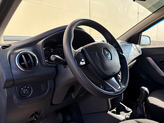 Renault Sandero Confort, 2016 года, пробег 110000 км
