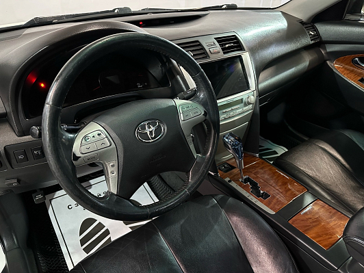 Toyota Camry Престиж, 2010 года, пробег 446000 км