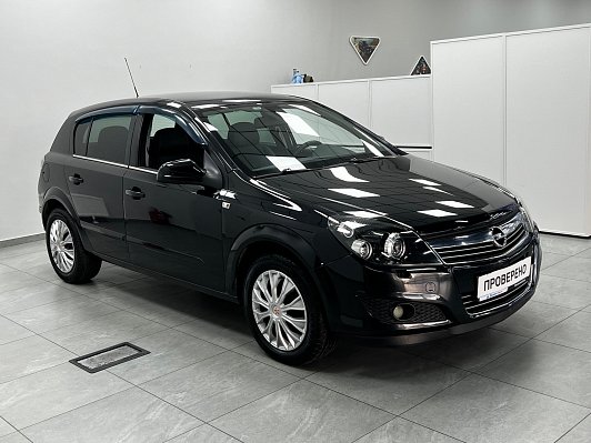 Opel Astra, 2011 года, пробег 135363 км