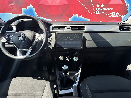 Renault Arkana Drive, 2021 года, пробег 75000 км