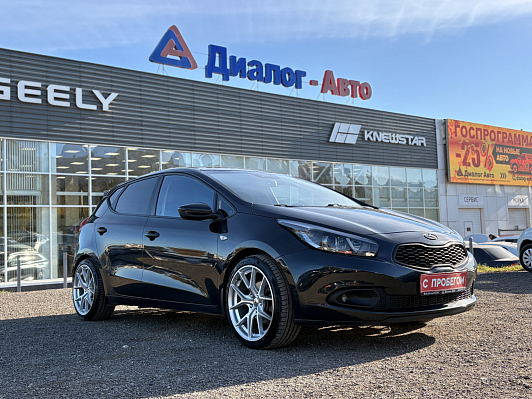 Kia Ceed Prestige, 2015 года, пробег 165000 км