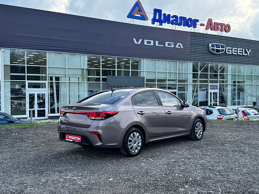 Kia Rio Luxe, 2020 года, пробег 138900 км