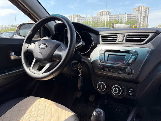 Kia Rio Luxe, 2013 года, пробег 201456 км