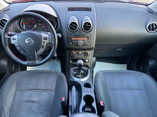 Nissan Qashqai SE, 2012 года, пробег 240000 км